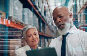 Image-Man and woman using supply chain collaboration technology