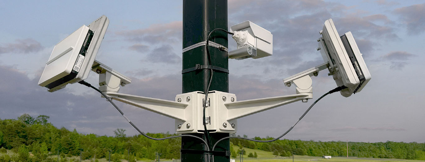 Image-Echodyne drone detection radar mounted on utility pole